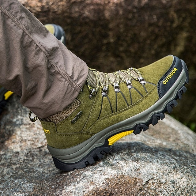 Men Hiking Shoes